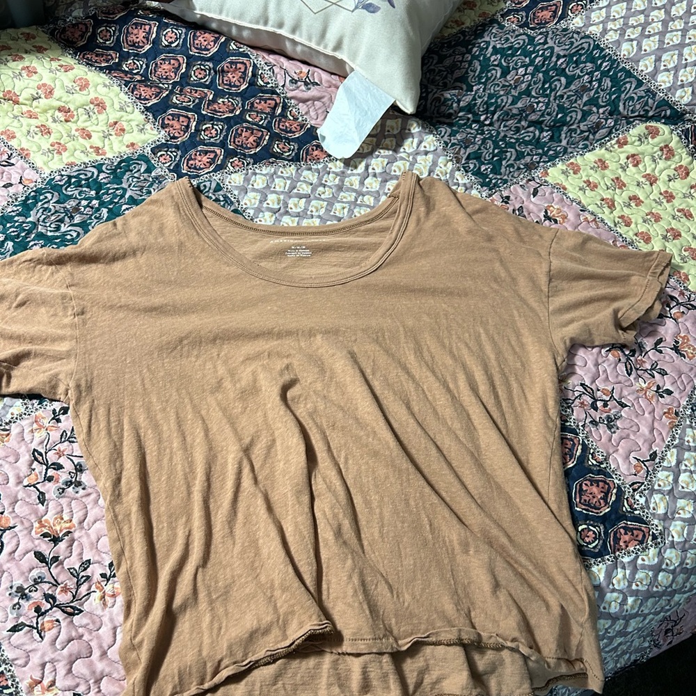 American Eagle Cropped Tee